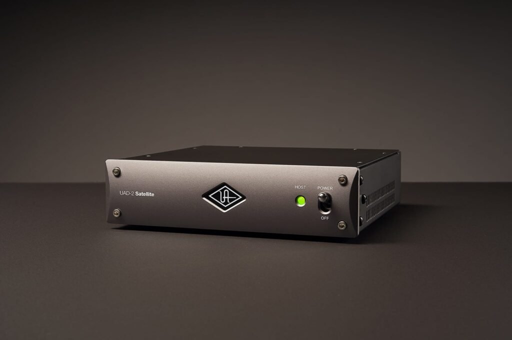 UAD-2_satellite_thunderbolt_3_feature_lg_v2 (1)