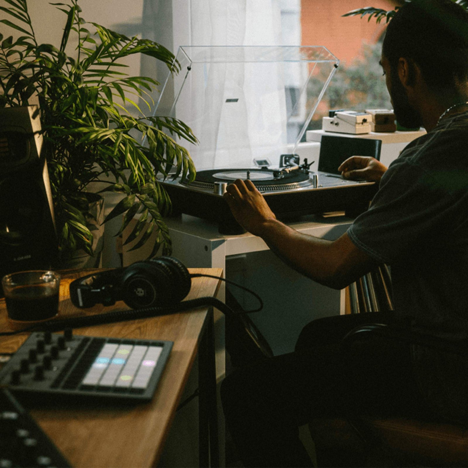 circuit-rhythm-header2-2400-x-2400