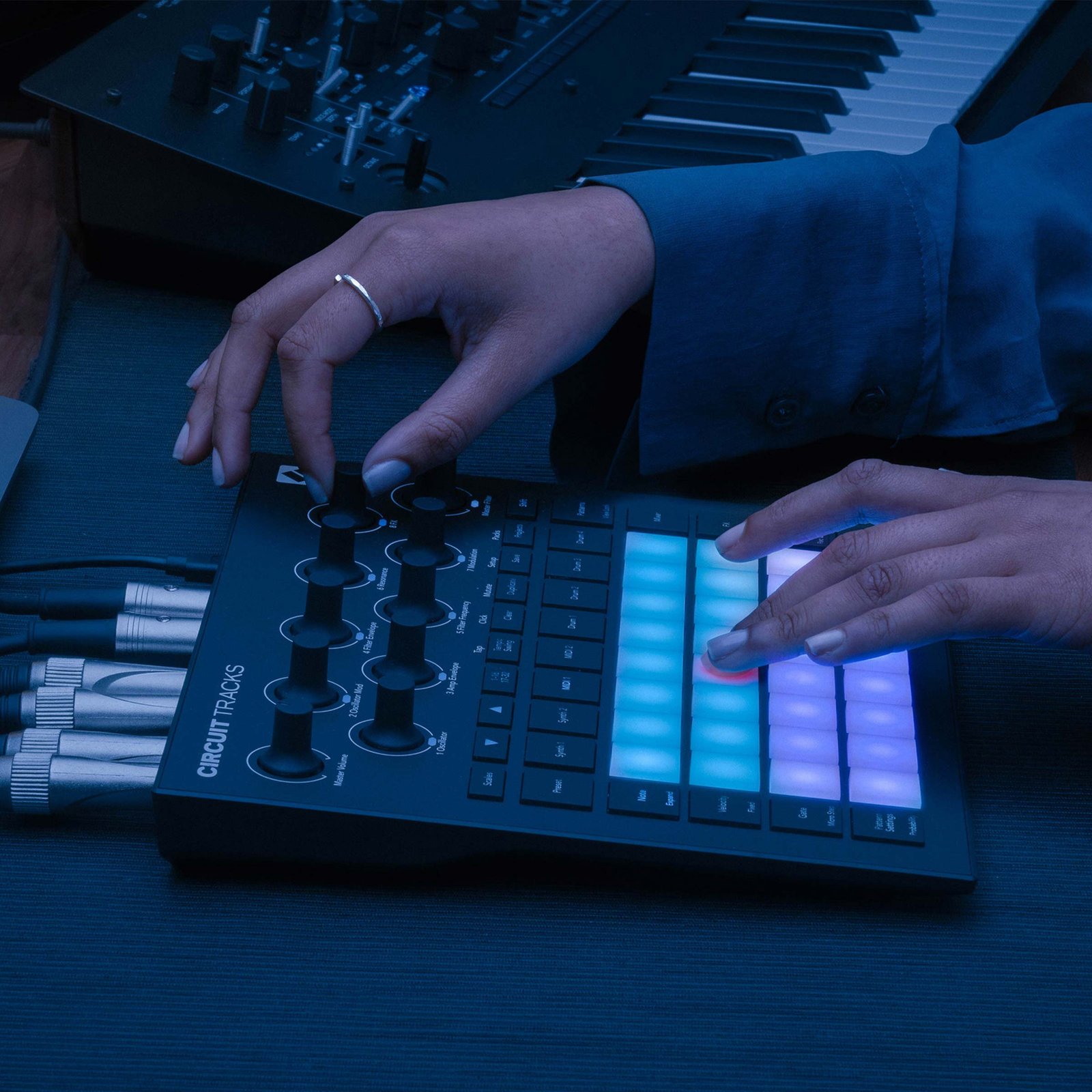 circuit-track-header2-2400-x-2400