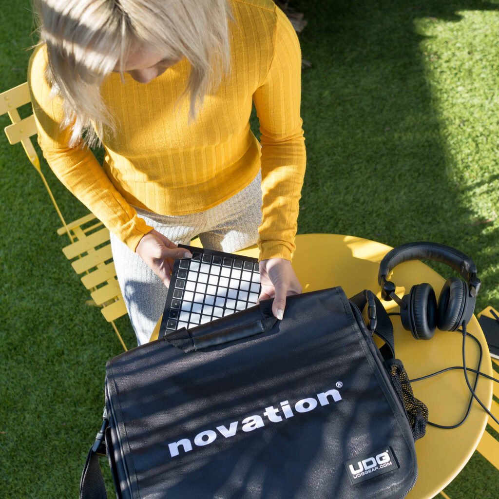 lpm-takeiteverywhere-2400-2400