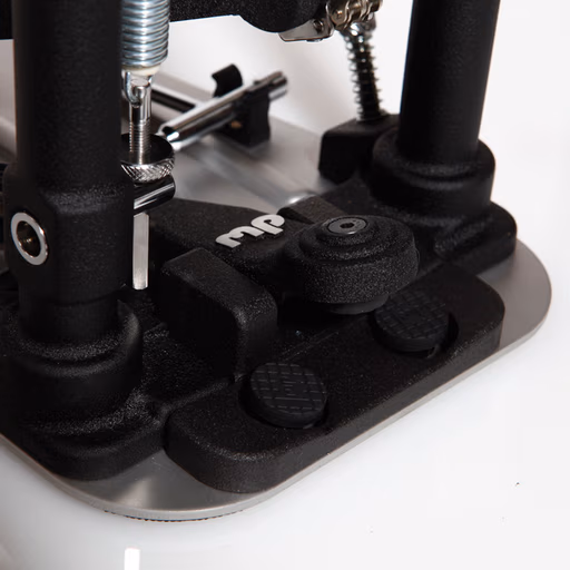 9000_tri_pivot_toe_clamp (1)