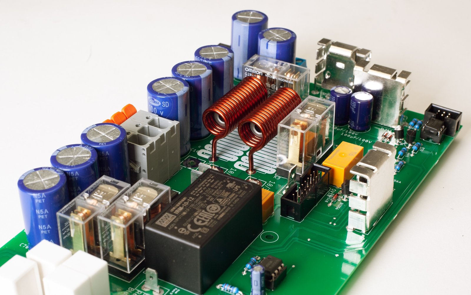 imgi_32_Obere-Netzteilplatine