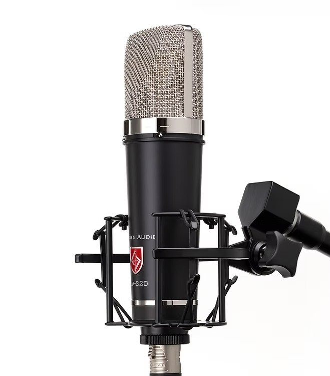 Lauten Audio LA-220 V2 Condenser Microphone (1) Lauten Audio LA-220 V2 Condenser Microphone (1)