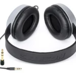 Samson SR550 Over-Ear Studio Headphones (1)