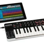 Samson Graphite M25 Mini USB MIDI Controller (1)
